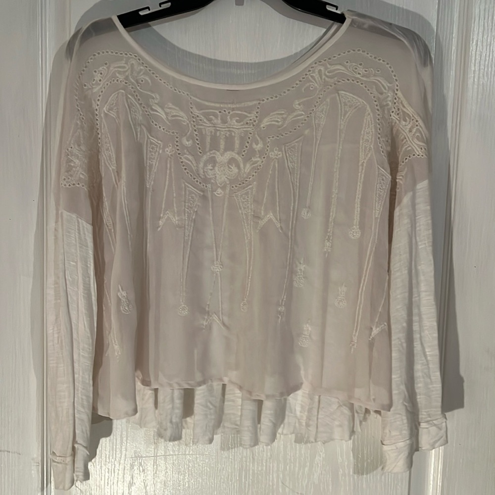 Free People White Embroidered Bohemian Off The Shoulder Bell Sleeves